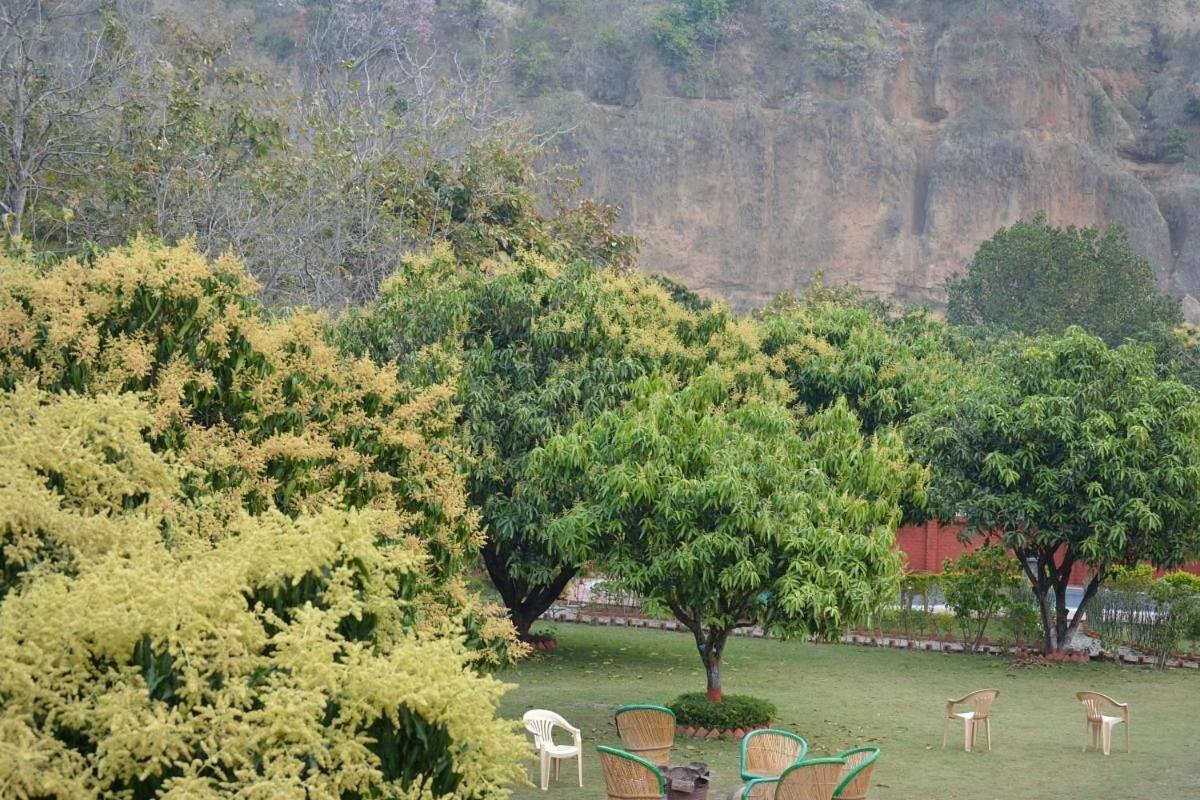 Jim Corbett Resort Rāmnagar Extérieur photo